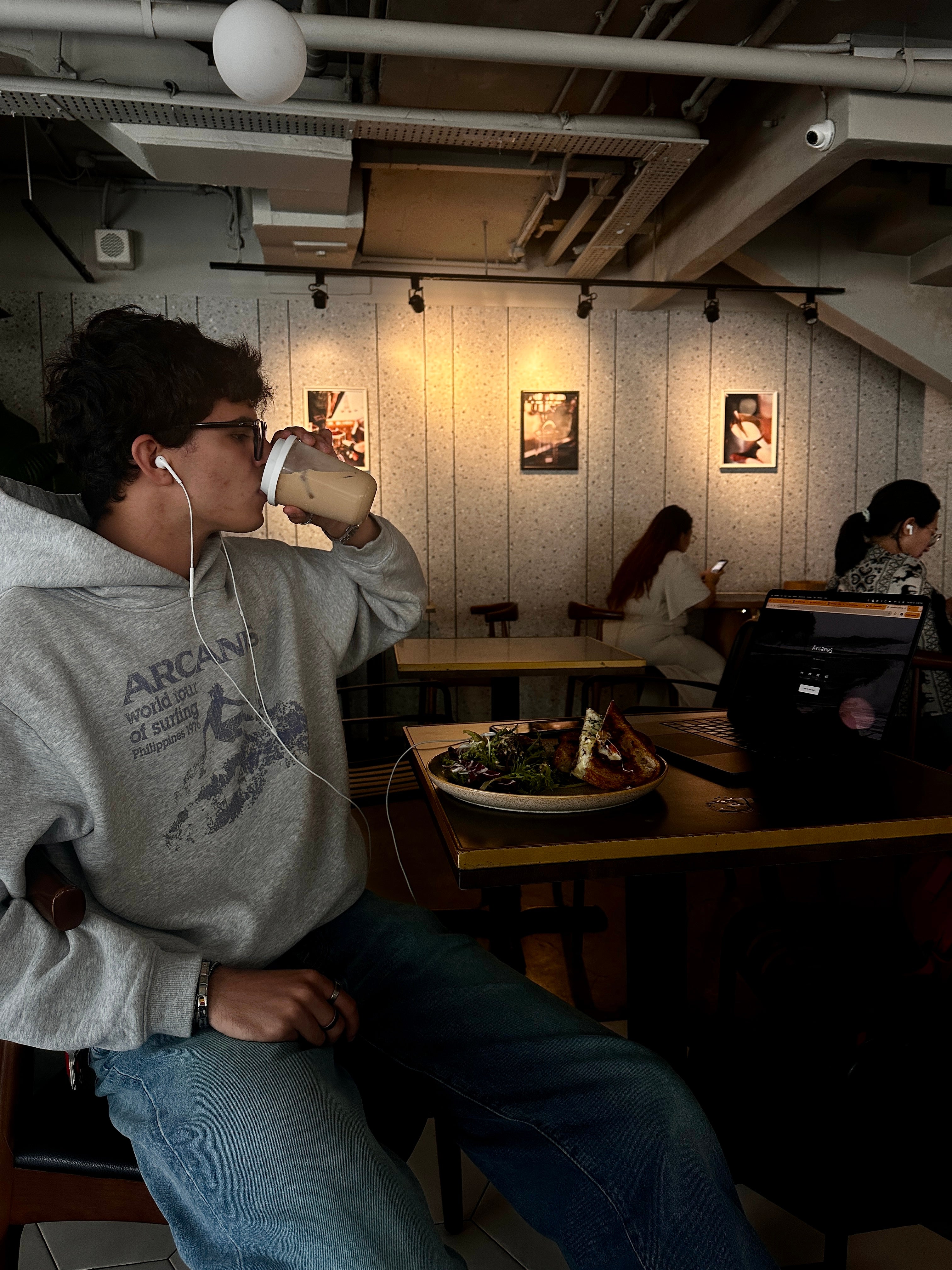 76' Surf Hoodie