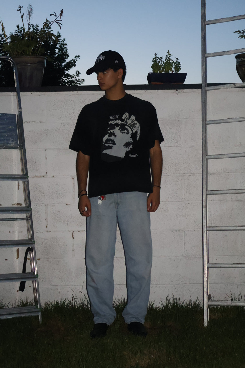Face Tee