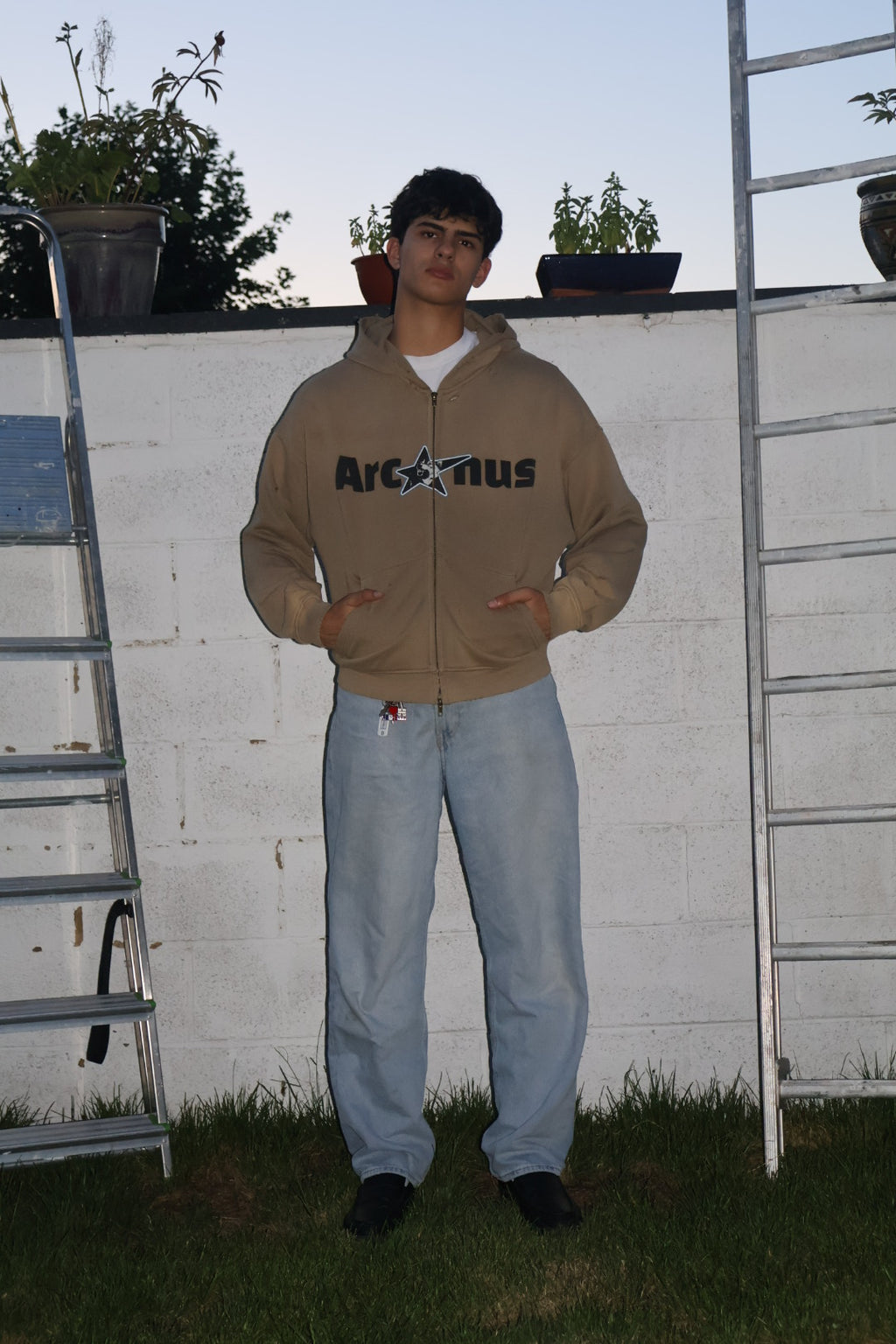 Wolf Zip
